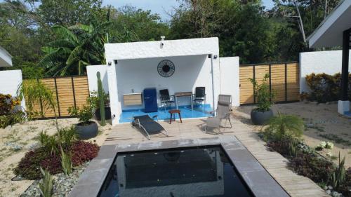 Swimming pool, Villa Peuchere in Santa Cruz