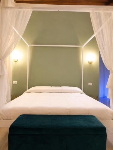 RELAIS TORRE GLORIA, Naples