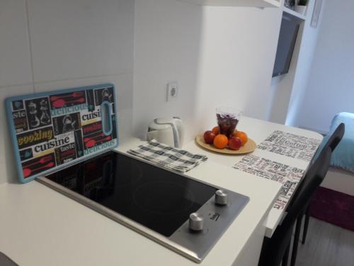 Cocina, Haustor Apartments in Zagreb