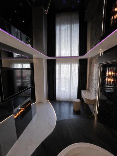 Apartament z Jacuzzi Warszawa Centrum - Romantic Bliss - image 3