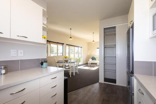 Lemon Tree Cottage - Modern Rural Cottage in Darfield