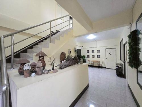 Facilities, Inncome Hostel near Morkamtuang Temple