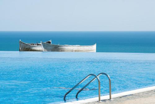 Aparthotel Hotel "Kaliakria Resort"