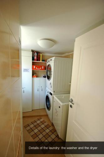 Apartment Sant'Onofrio - image 13