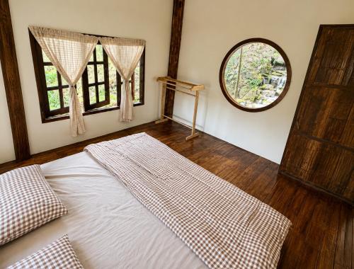 King Room with Lake View