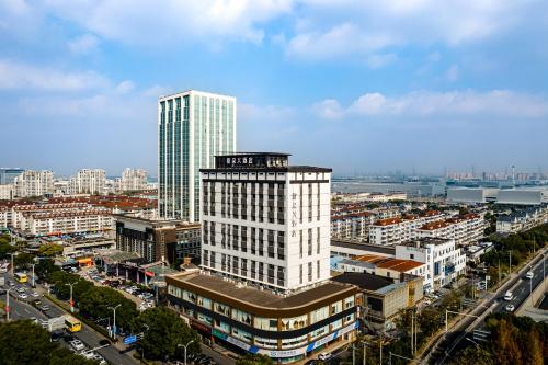 . Atour X Hotel Shanghai Anting Metro Station