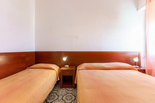 Hotel Riviera Room Type - Triple Room