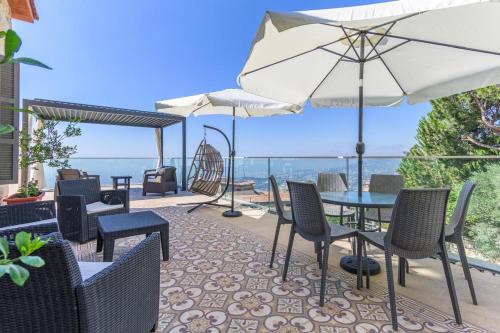 Skats, Villa Joïa - 9BR Villa, Aley-Souk El Gharb (Villa Joia - 9BR Villa, Aley-Souk El Gharb) in Aley