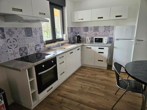 Appartement spacieux avec Jacuzzi et Sauna in Lembaša