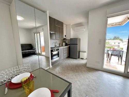 CR290-010 Appartement T1 avec balcon -4 Couchages-CANET EN ROUSSILLON