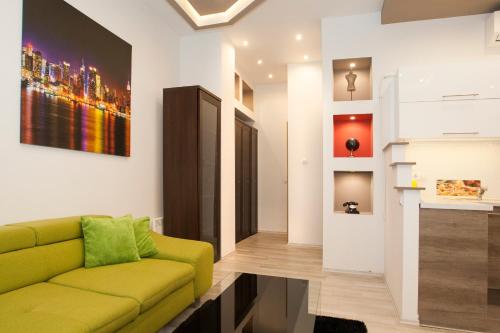 Great Market Hall Apartment - image 8