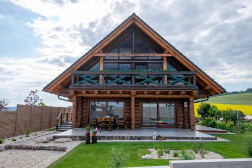 Zrub Kriváň Chalet with Mountain View (Zrub Krivan Chalet with Mountain View) in Zavažna Poruba