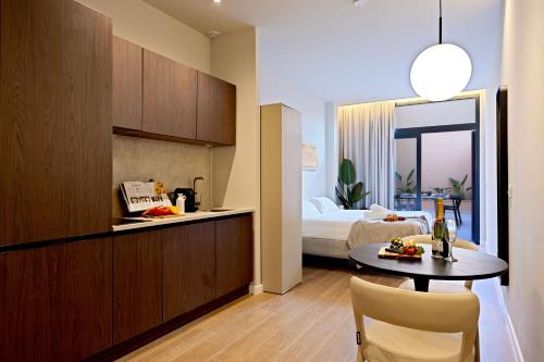 Saristays Valencia Vida Suites - Valencia
