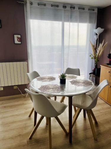 38m with terrace close to the beach