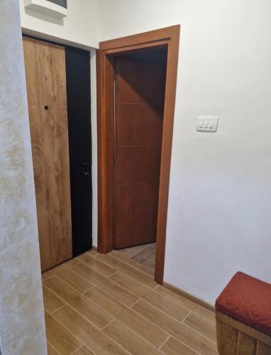 Iekārtas, Apartmani Mićo (Apartmani Mico) in Niksic