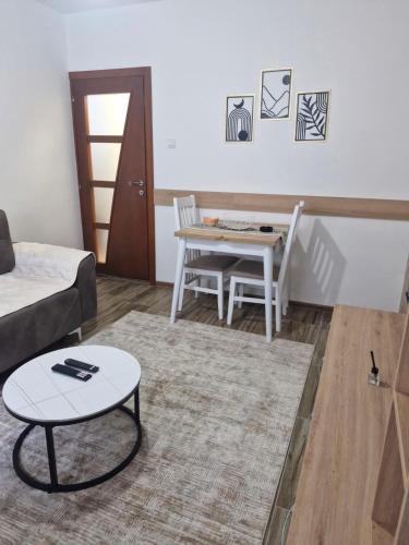 Apartmani Mićo (Apartmani Mico) in Niksic