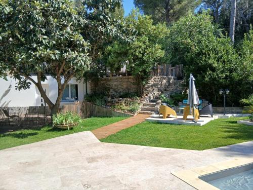 Vrt, Appartement Les Camélias, avec piscine (Appartement Les Camelias, avec piscine) in Caremeau