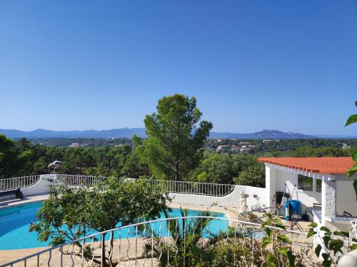 View, Villa avec piscine privative, Domaine prive du Capitou, Frejus in Le Bonfin