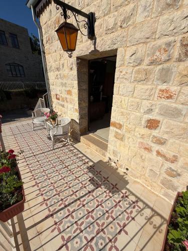 Qasr Tabet in 데이르 엘 카마르