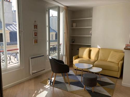 Bright apartment in Saint Germain des Prés