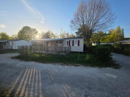 Séjour Normandie - Mobilhome confort 2ch-5p avec TV - Wifi dans l'Eure - 328 (Sejour Normandie - Mobilhome confort 2ch-5p avec TV - Wifi dans l'Eure - 328) in Anet