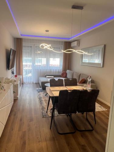 Vivien Apartman - Location saisonnière - Nyíregyháza