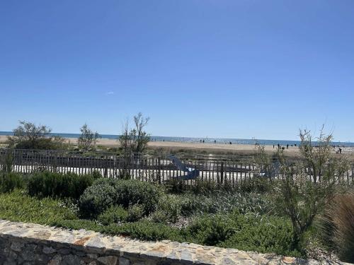 SP570-A1011 Appartement 2 pièces balcon SAINT PIERRE LA MER - image 4