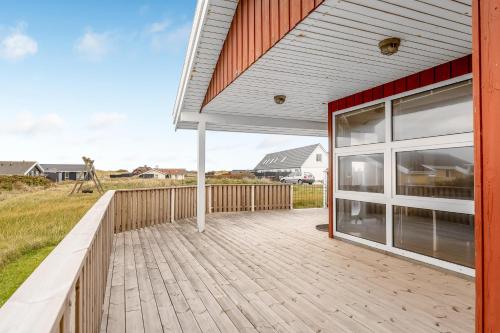 Zunanjost, Lovely Holiday Home With Covered And Enclosed Terrace, Close To The Sea in Klitmoller