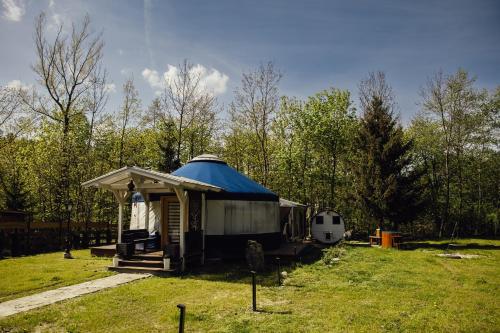 Slow Flow Glamp - sauna, basen i jacuzzi - Inwald Slow Flow Glamp - sauna, basen i jacuzzi - Inwald