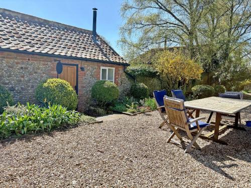 Udvendig, Sparrow Green Farm Cottage - Uk50110 in Wendling