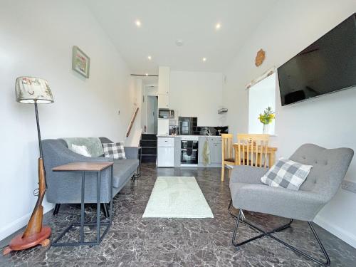 Exterior view, Primrose Cottage - Uk51766 in Stape