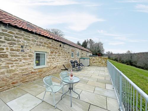 Exterior view, Primrose Cottage - Uk51766 in Stape