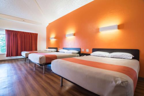 Americas Best Value Inn Globe AZ Room Type - Family Room, 2 Bedrooms