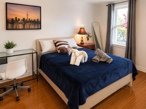 ChinaTown Boutique Rooms in Dufferin Grove