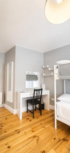 Westport Town Centre Budget Rooms in Γουέστπορτ