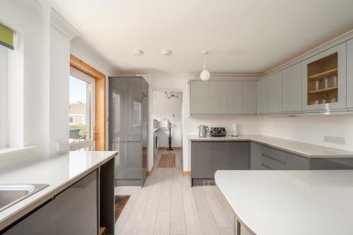 Konyha, King Brude 5 Bedroom House - Inverness in Scorguie