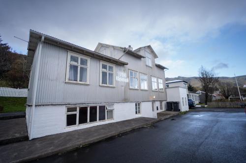 1908 Hostel by Tröll 1