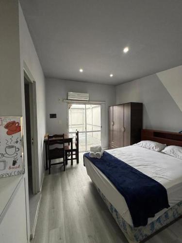 1 double bed, 1 twin bed
