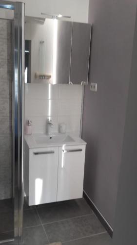 Studio Sany - image 4