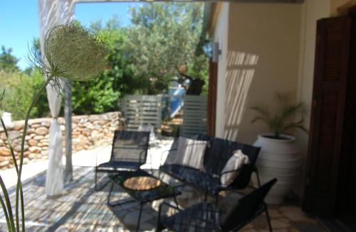 Erkély/terasz, The Art House in Riglia