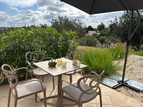 ระเบียง/ชานเรือน, Patios do Algarve in คาวีโร