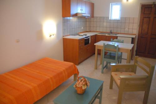 Family Apartment (2 Adults + 1 Child) image 6