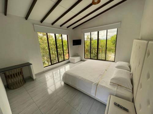 hotel boutique in Cerritos