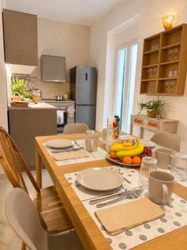 2 bedrooms, 4 beds