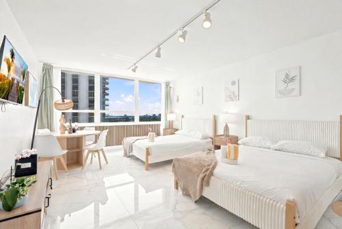 Girasole Rentals Suites Room Type - Deluxe Queen Studio 