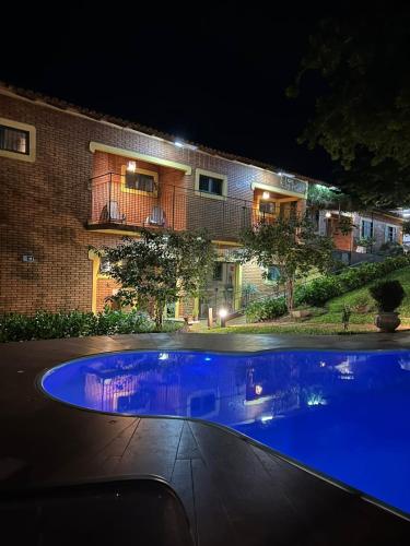 Hotel Chalés Gramado (Hotel Chales Gramado) in Aguas de Santa Barbara (Sao Paulo)
