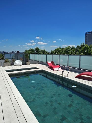 Swimming pool, Pleno Palermo Soho in Palermo