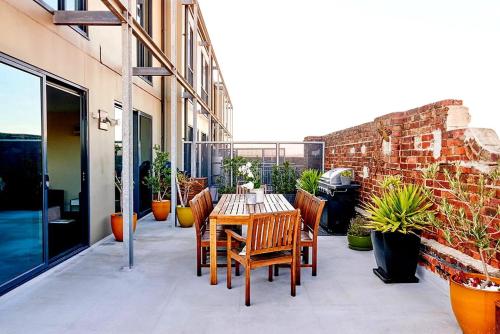Factory Penthouse - image 5