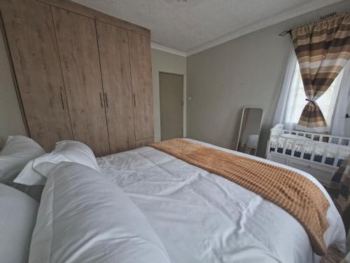 ทัศนียภาพภายนอกโรงแรม, Home away from home in Sunway City, opposite Zimre Park Ruwa in รูวา