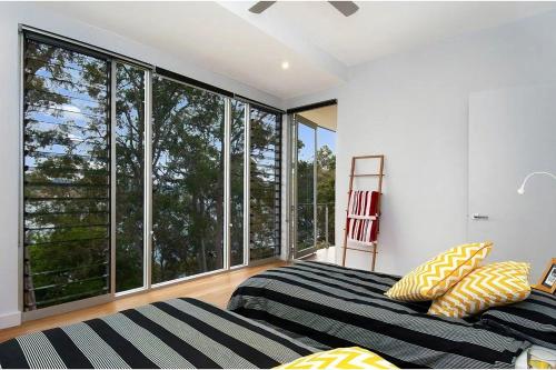 Oprema, The Canopy at Pretty Beach in Hardys Bay